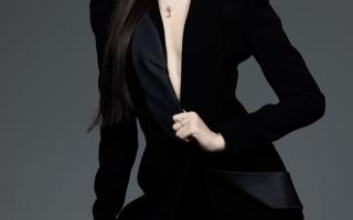 Hoa hậu Đỗ Thị Hà học thạc sĩ: “Tôi muốn làm đại gia, phú bà của chính mình”