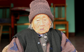Cụ bà 102 tuổi vẫn khỏe mạnh, minh mẫn nhờ 1 củ, 1 nước sẵn ở chợ Việt: Giá chỉ từ vài nghìn đồng